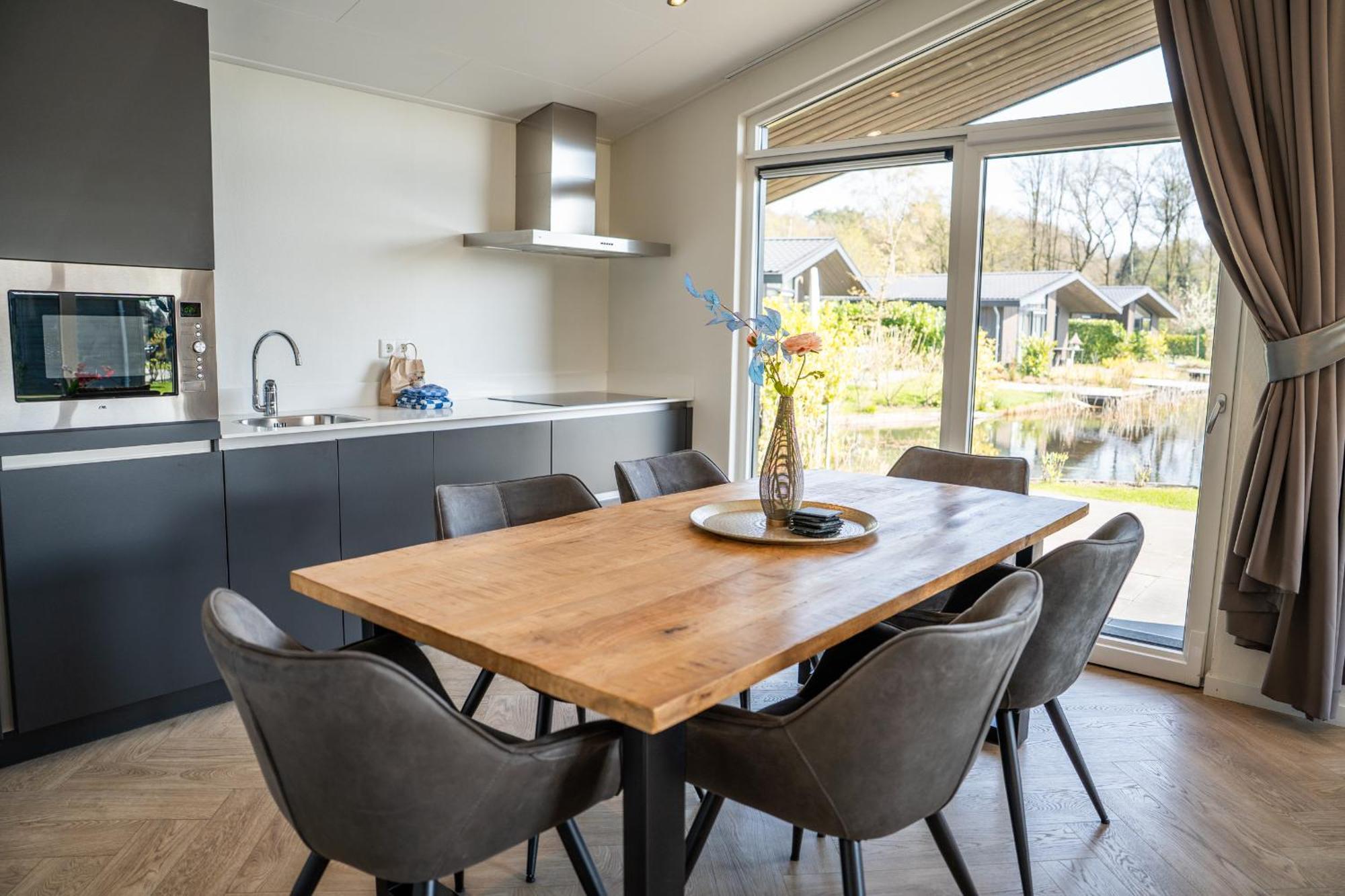 Vakantiepark Molenvelden Veldhoven Rum bild